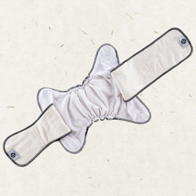 Formseymað blæa v/ trýstknappum - OneSize