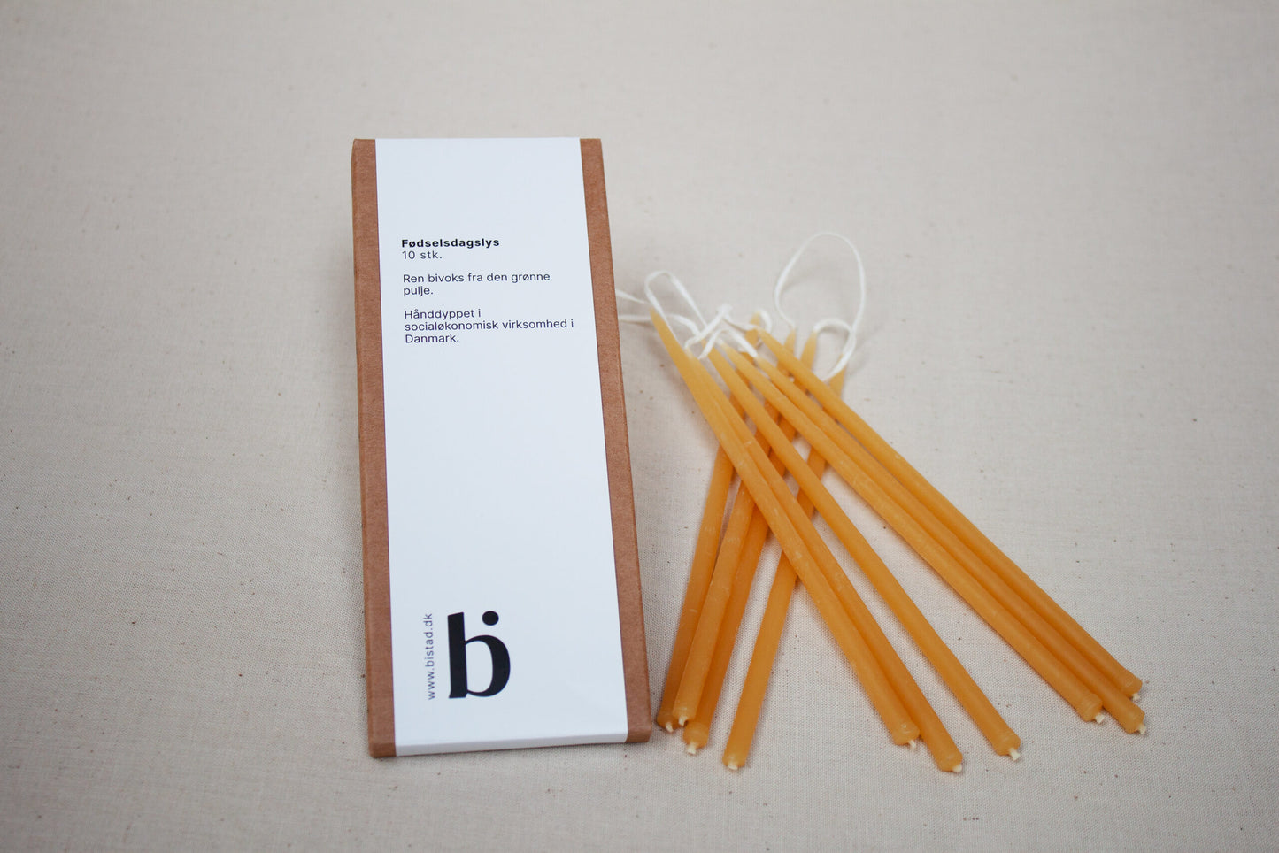 Handdyppað føðingardagsljós - 10 stk - Býfluguvaks